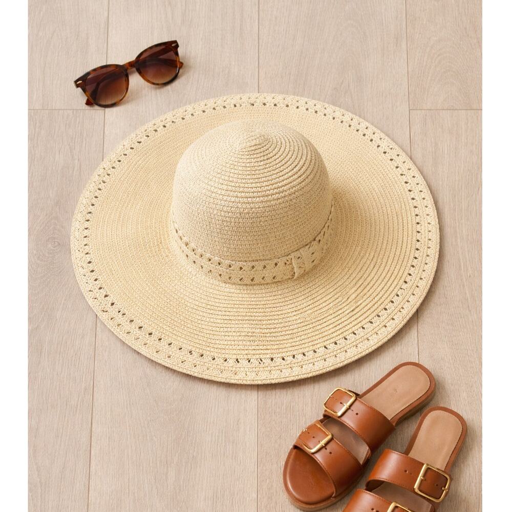 Coastal Chic Beige Woven Sun Hat Wide Brim Size 7 Quiet Luxury Summer